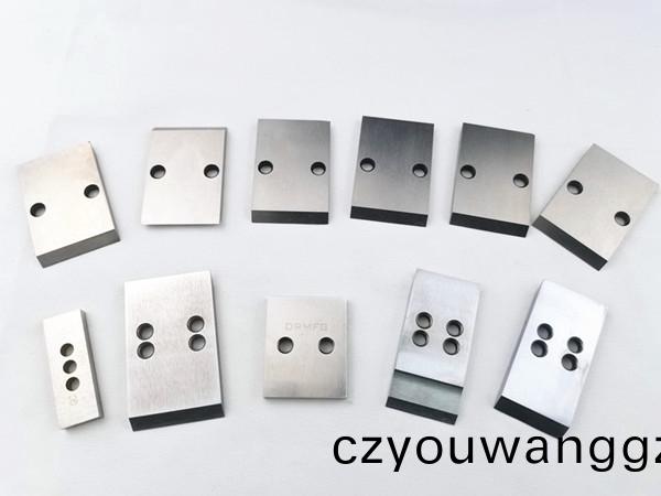 得人(ren)切(qie)粒(li)刀(dao)片(pian)